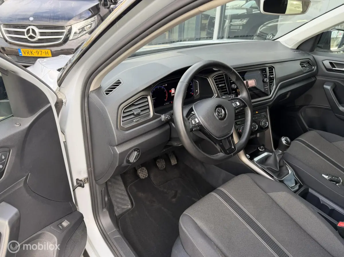 1.0 TSI Style Sport xenon led carplay 18 inch