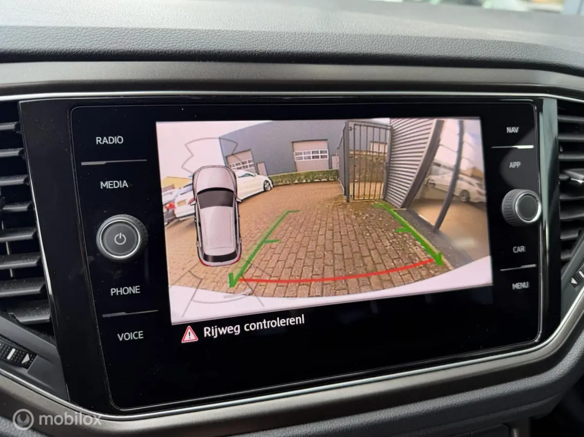 1.0 TSI Style Sport xenon led carplay 18 inch