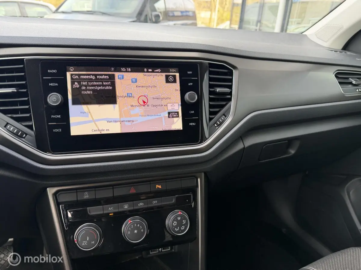 1.0 TSI Style Sport xenon led carplay 18 inch