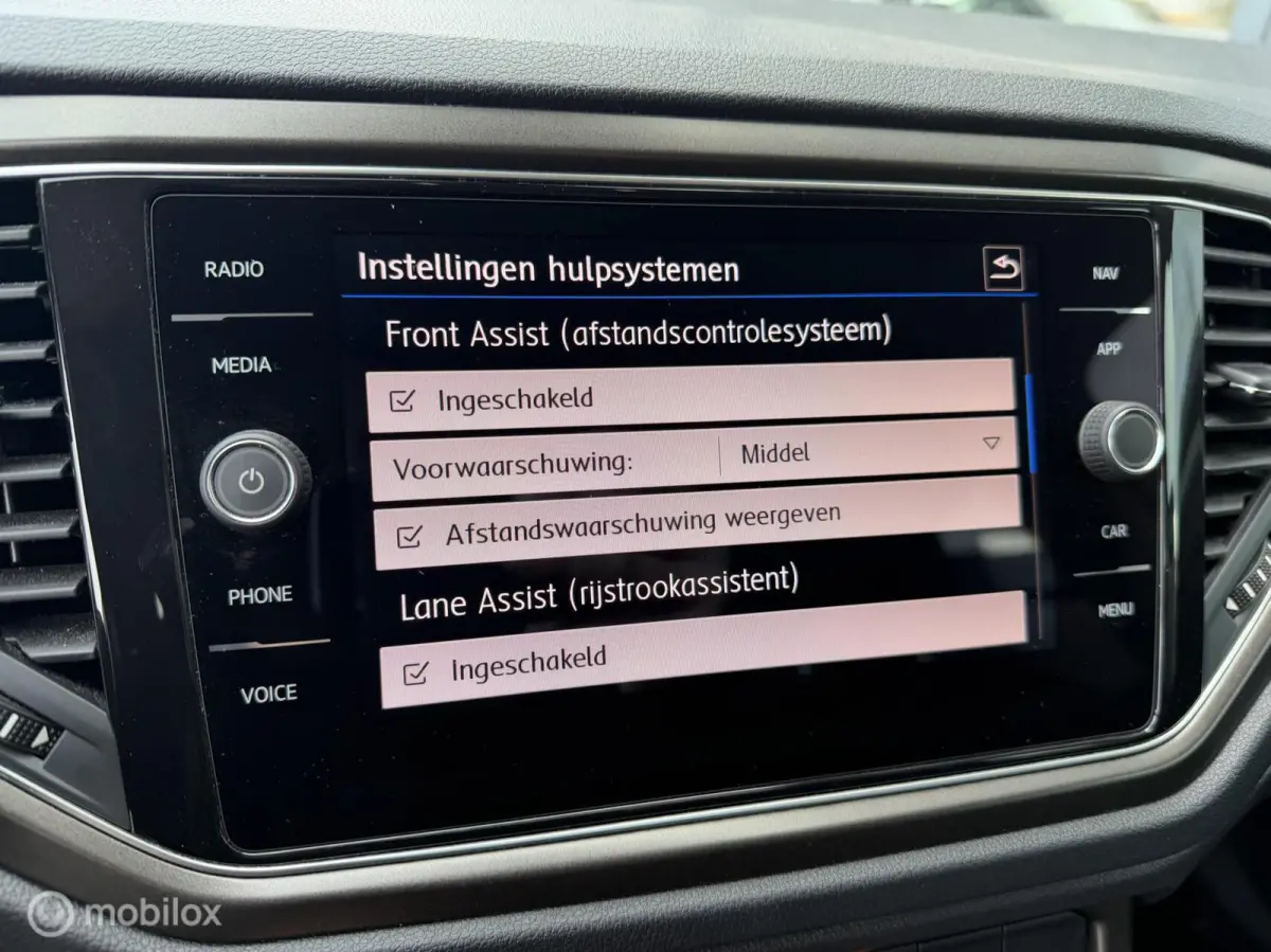 1.0 TSI Style Sport xenon led carplay 18 inch