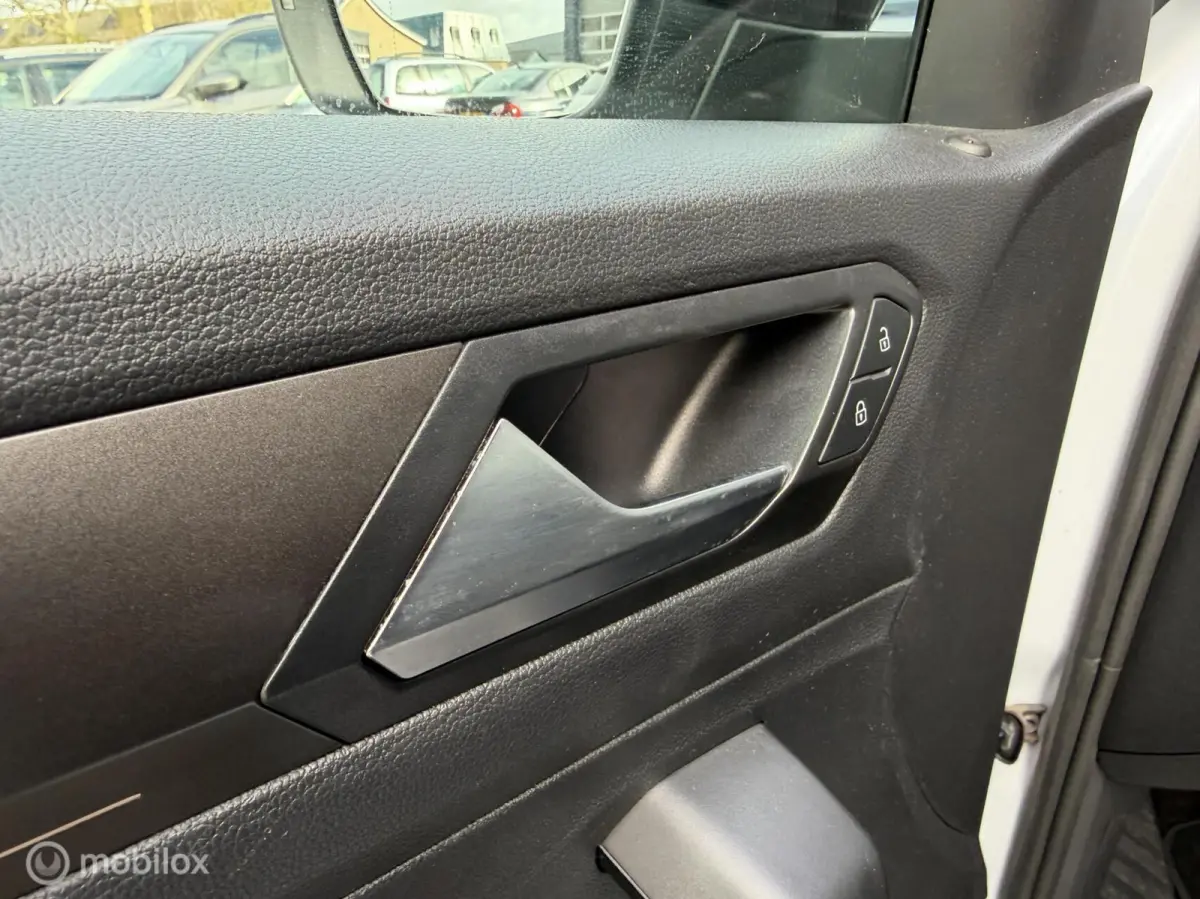 1.0 TSI Style Sport xenon led carplay 18 inch