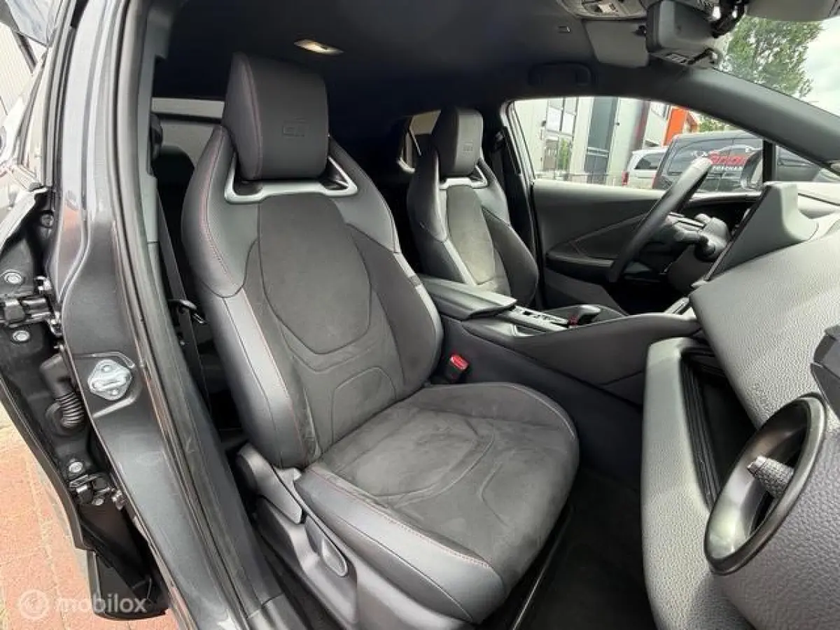 2.0 Plug-in Hybrid 220 GR SPORT JBL|360|Carplay
