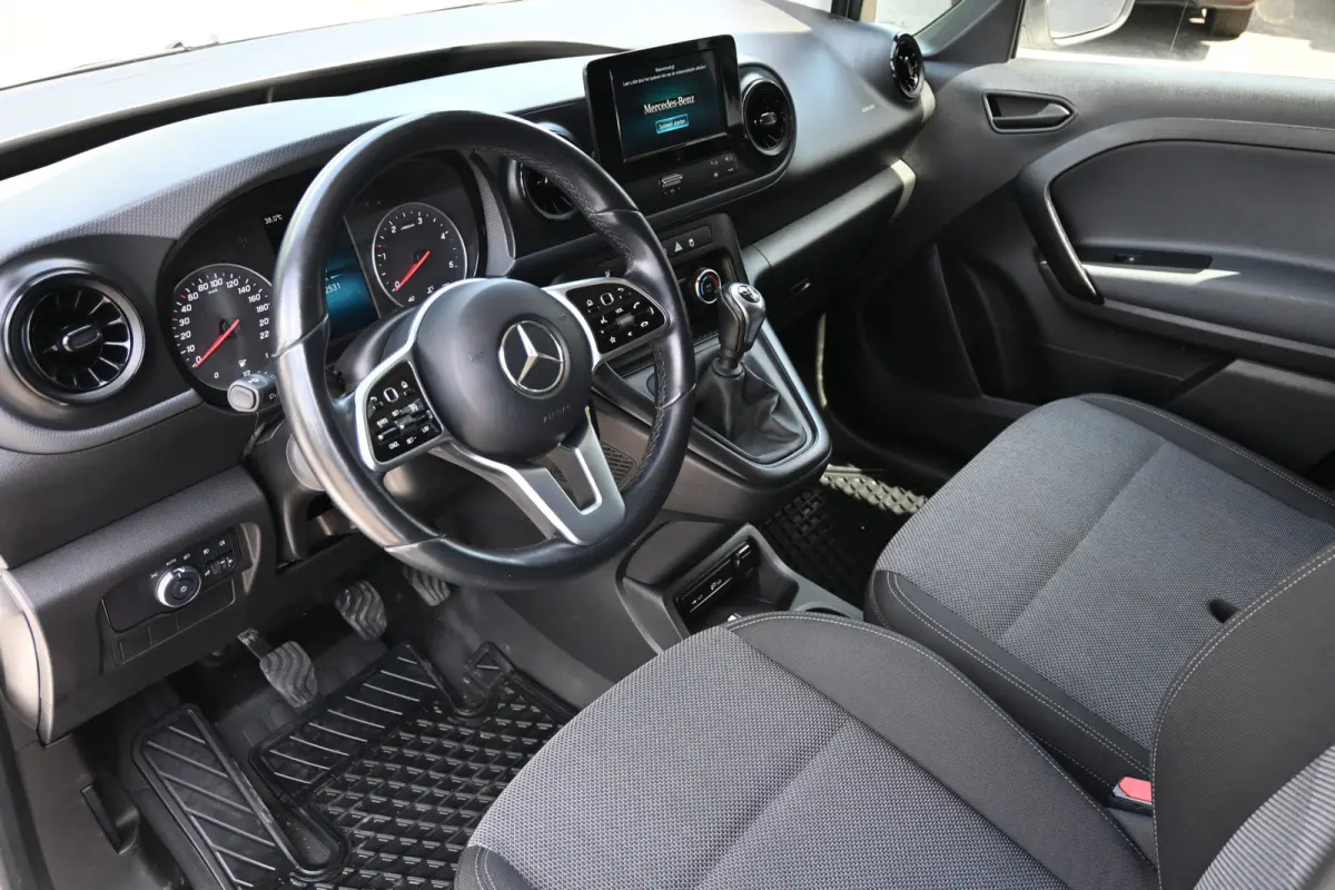110 CDI L1 Pro 3-Zits, Camera, Apple Carplay/Android Auto