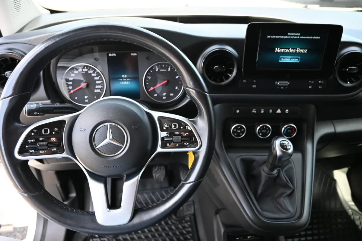 110 CDI L1 Pro 3-Zits, Camera, Apple Carplay/Android Auto