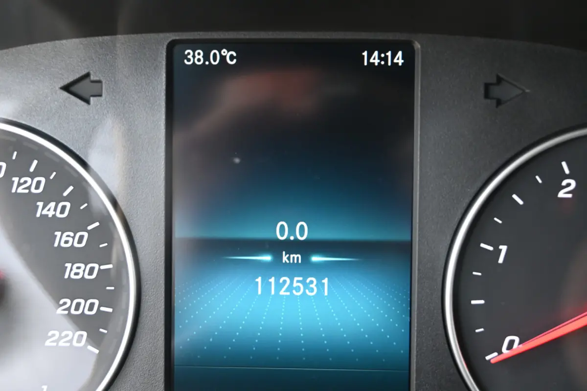 110 CDI L1 Pro 3-Zits, Camera, Apple Carplay/Android Auto