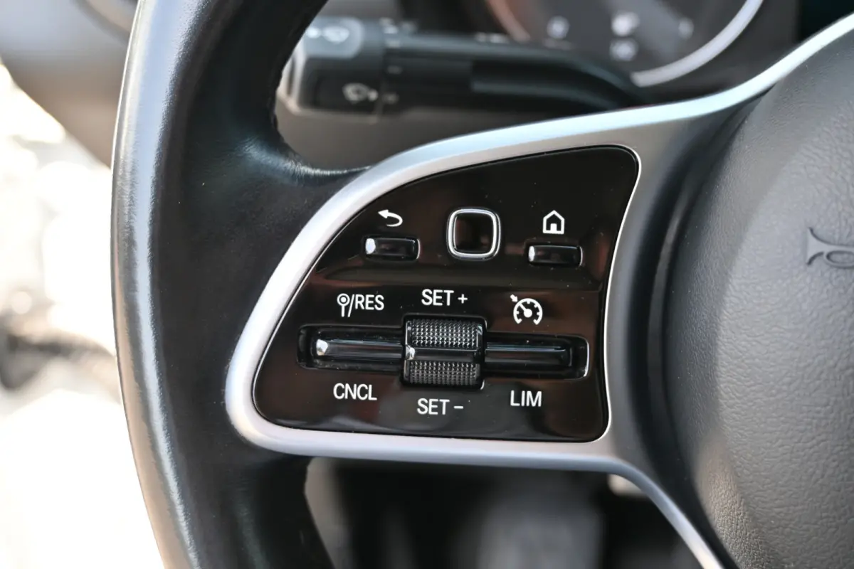 110 CDI L1 Pro 3-Zits, Camera, Apple Carplay/Android Auto