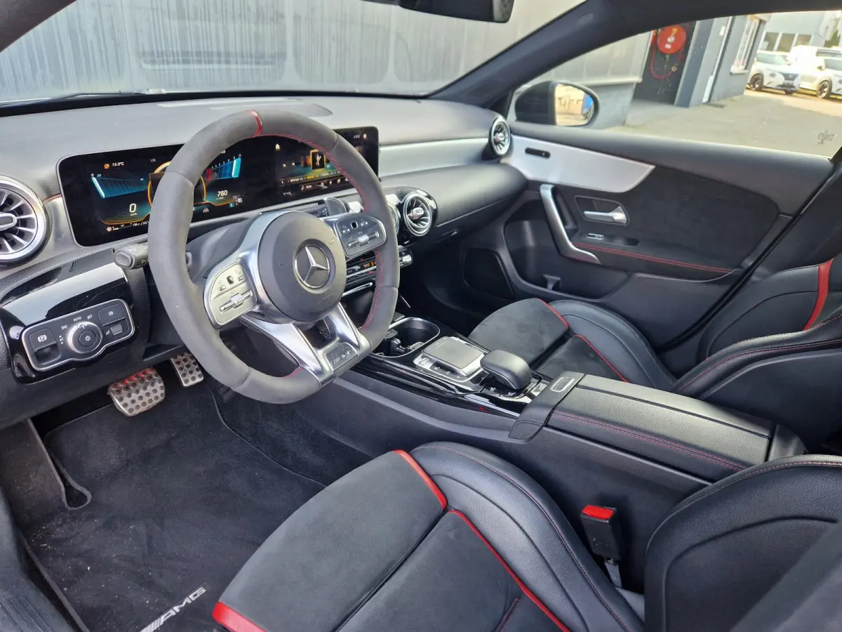 AMG 35 4MATIC Edition 1
