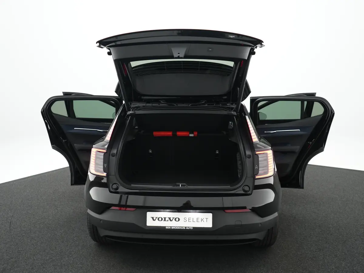 P3 Long Range Plus Europa | Elek Stoelen | Stoel- & Stuurverwarming | Harman/Kardon | Camera | Keyless | Adaptive Cruise | BLIS