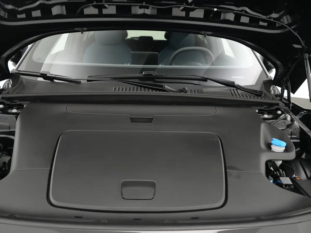 P3 Long Range Plus Europa | Elek Stoelen | Stoel- & Stuurverwarming | Harman/Kardon | Camera | Keyless | Adaptive Cruise | BLIS