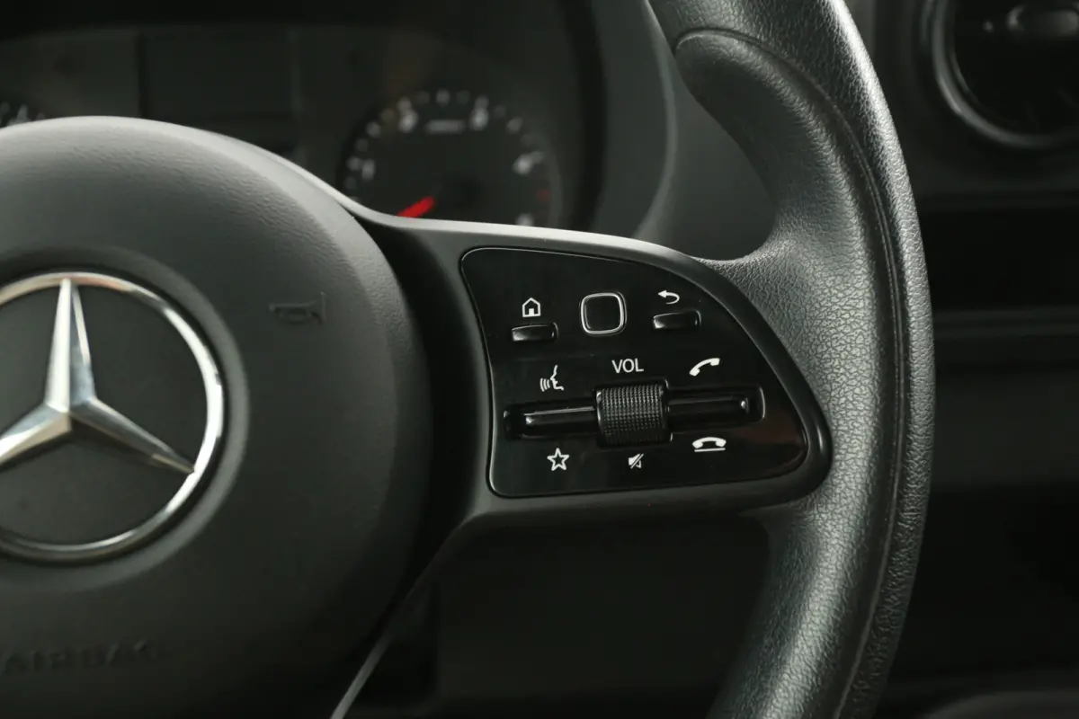315 CDI 150PK L2H2 | 3500kg Trekgew. | Airco | Cruise | Carplay | Camera | Trekhaak
