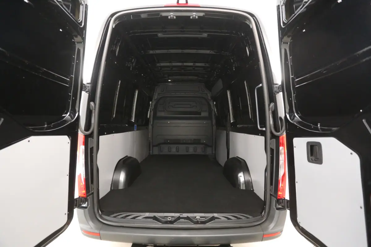 315 CDI 150PK L2H2 | 3500kg Trekgew. | Airco | Cruise | Carplay | Camera | Trekhaak