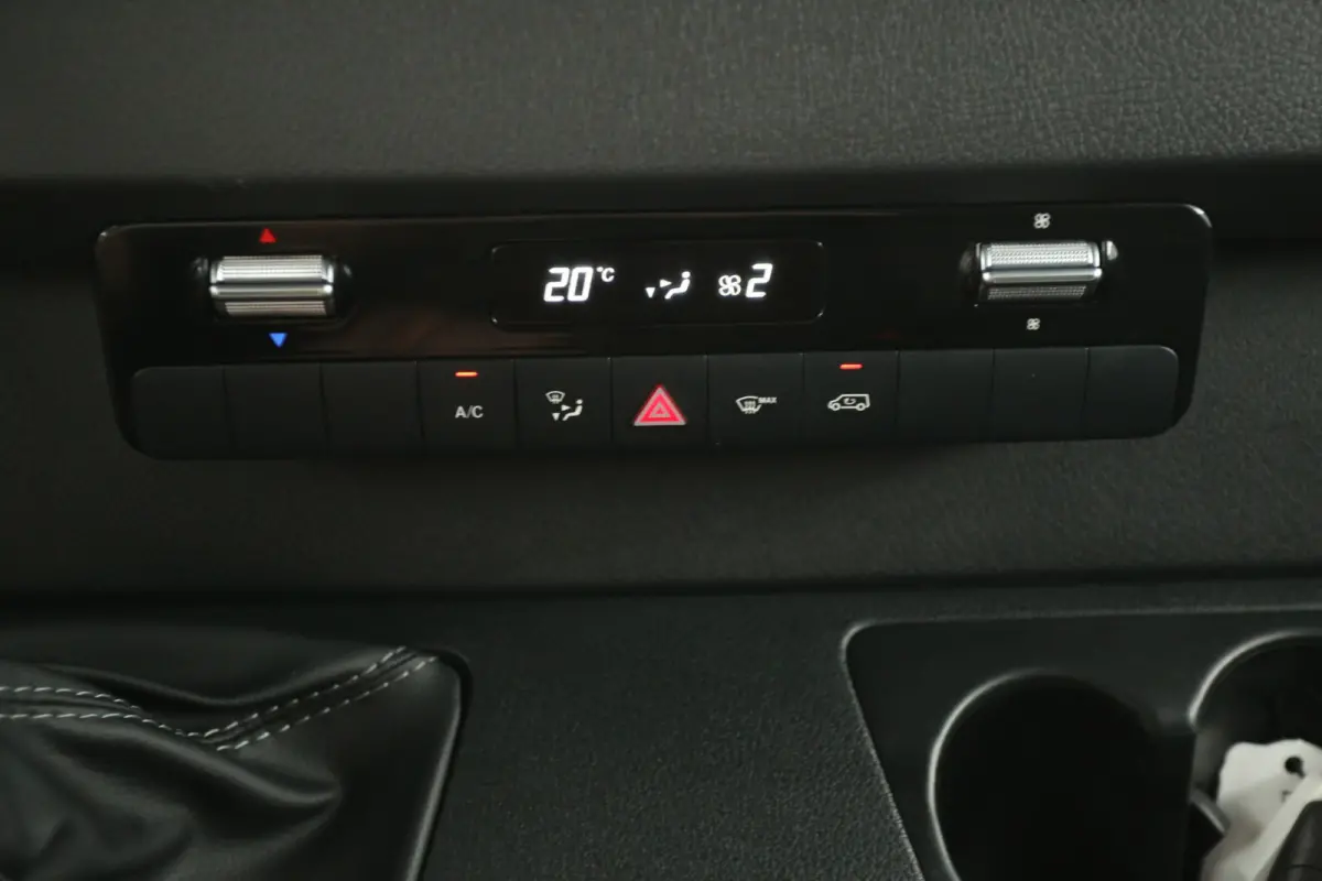315 CDI 150PK L2H2 | 3500kg Trekgew. | Airco | Cruise | Carplay | Camera | Trekhaak