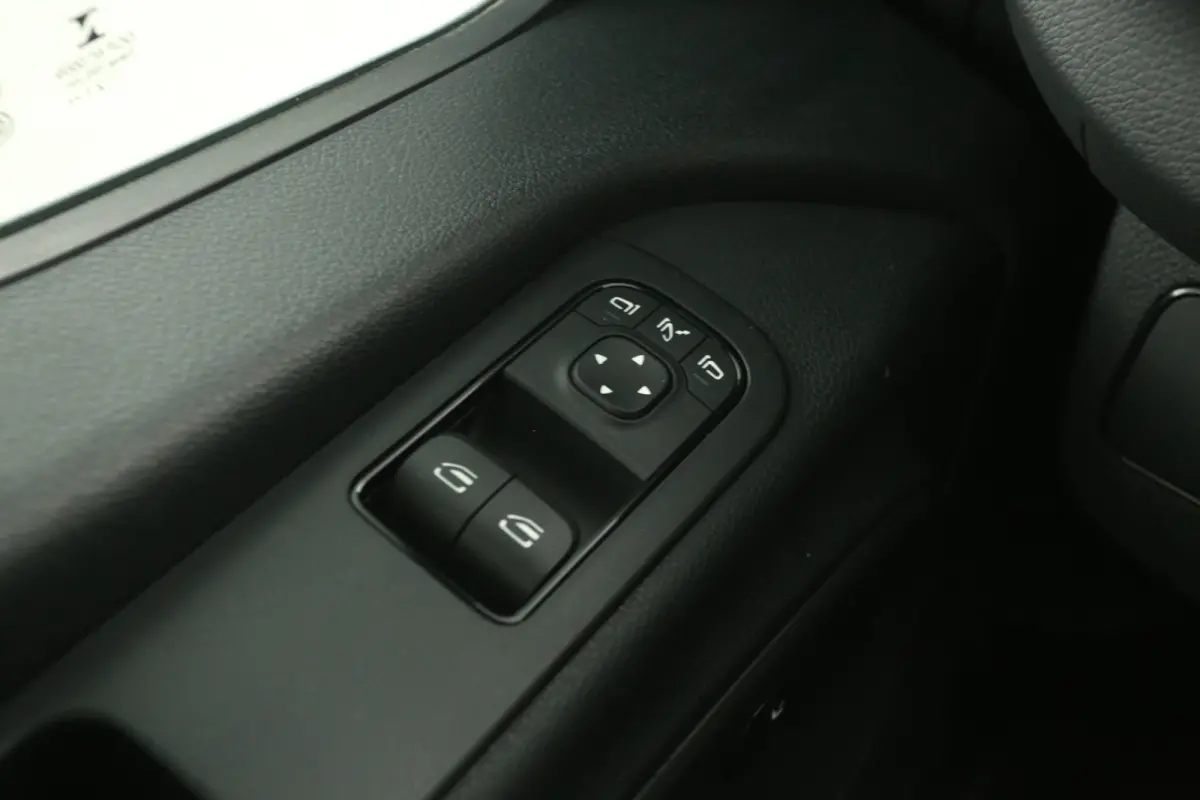 315 CDI 150PK L2H2 | 3500kg Trekgew. | Airco | Cruise | Carplay | Camera | Trekhaak