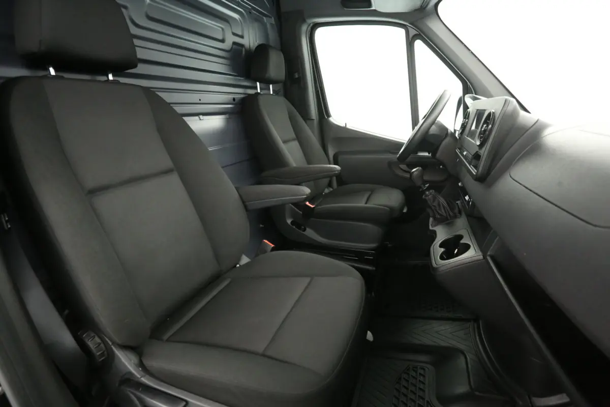 315 CDI 150PK L2H2 | 3500kg Trekgew. | Airco | Cruise | Carplay | Camera | Trekhaak