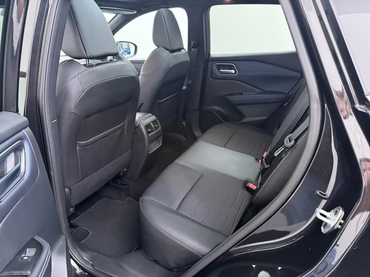 1.3 MHEV Xtronic Tekna | Panoramadak | Trekhaak | Adaptieve Cruise Control |