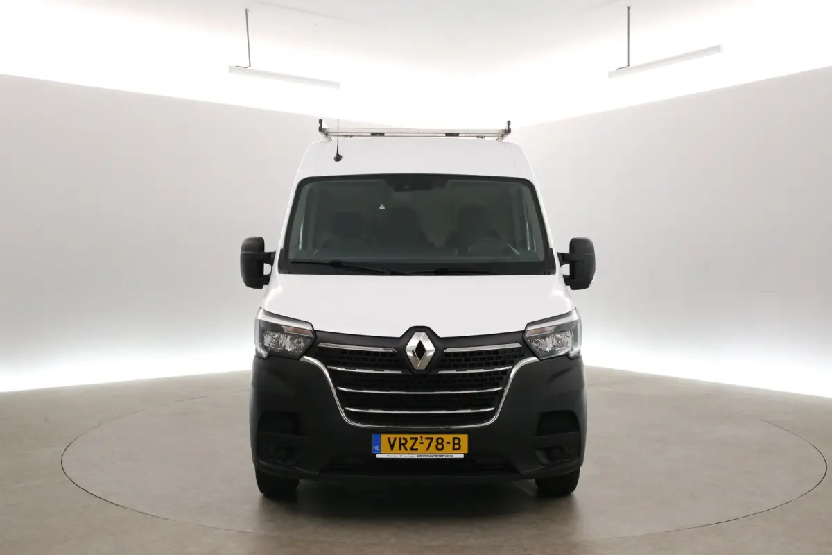 T35 2.3 dCi 180PK L2H2 | Airco | Cruise | Camera | 3 Zits | Navi | Trekhaak | Imperiaal