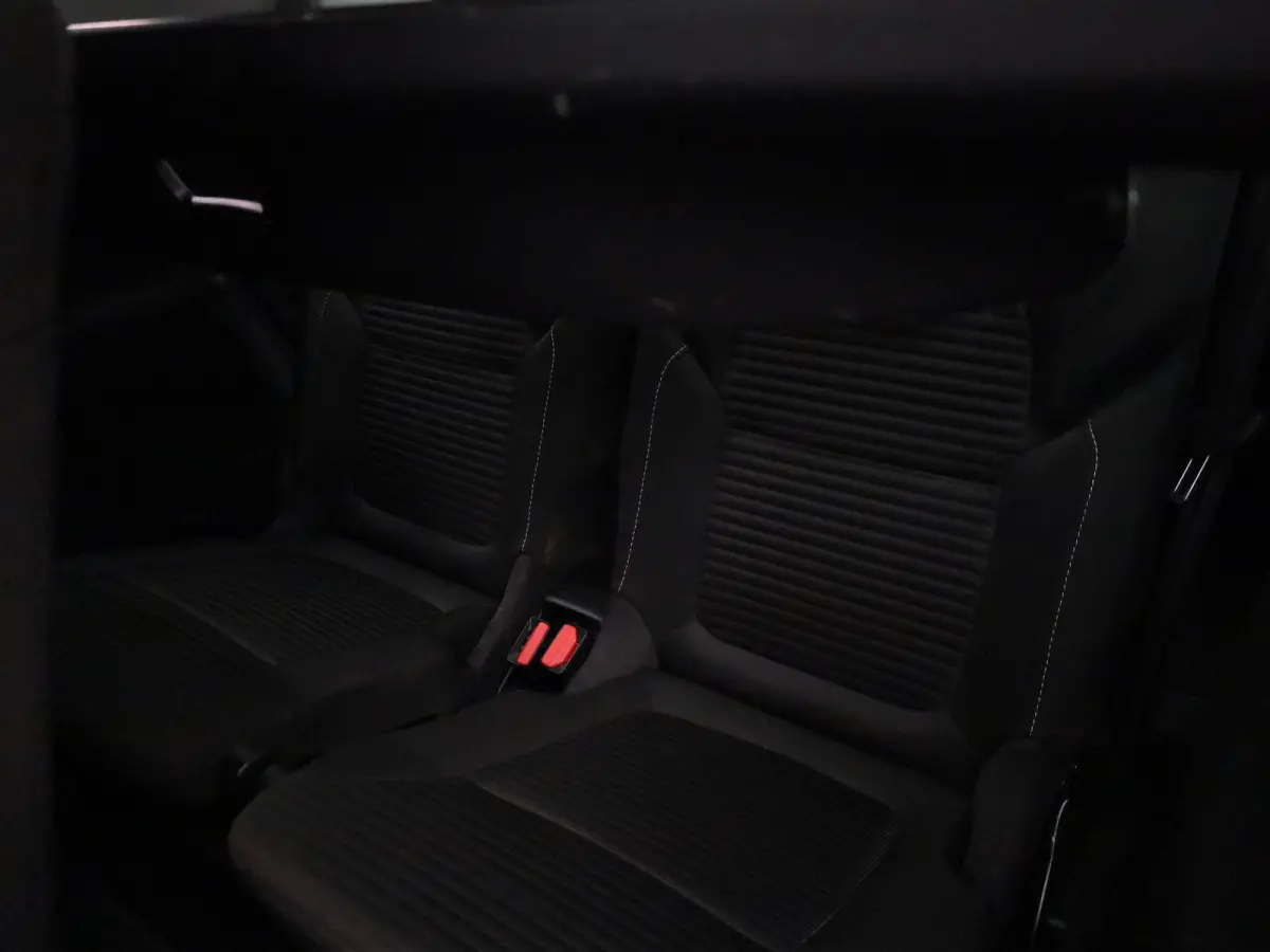 1.3 TCe Business Zen 7p. | 7 Persoons | Navigatie | Climate Control | Keyless |