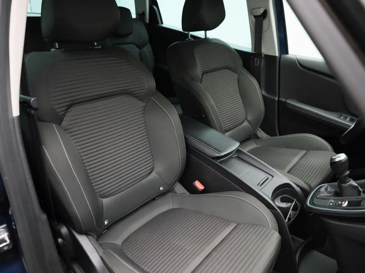 1.3 TCe Business Zen 7p. | 7 Persoons | Navigatie | Climate Control | Keyless |