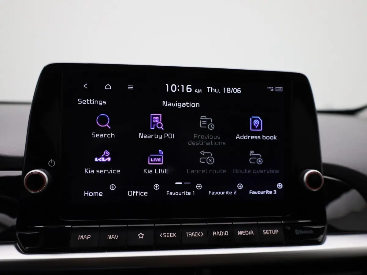 1.0 DPi GT-Line | Apple Carplay / Android Auto | Keyless | Lederen Bekleding | Camera | Privacy Glass | Apple Carplay / Android Auto |