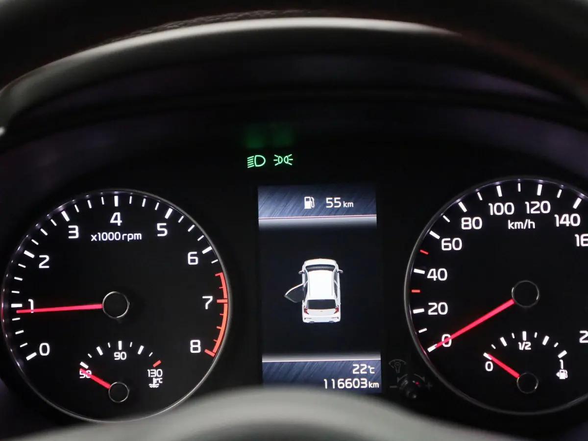 1.0 DPi GT-Line | Apple Carplay / Android Auto | Keyless | Lederen Bekleding | Camera | Privacy Glass | Apple Carplay / Android Auto |