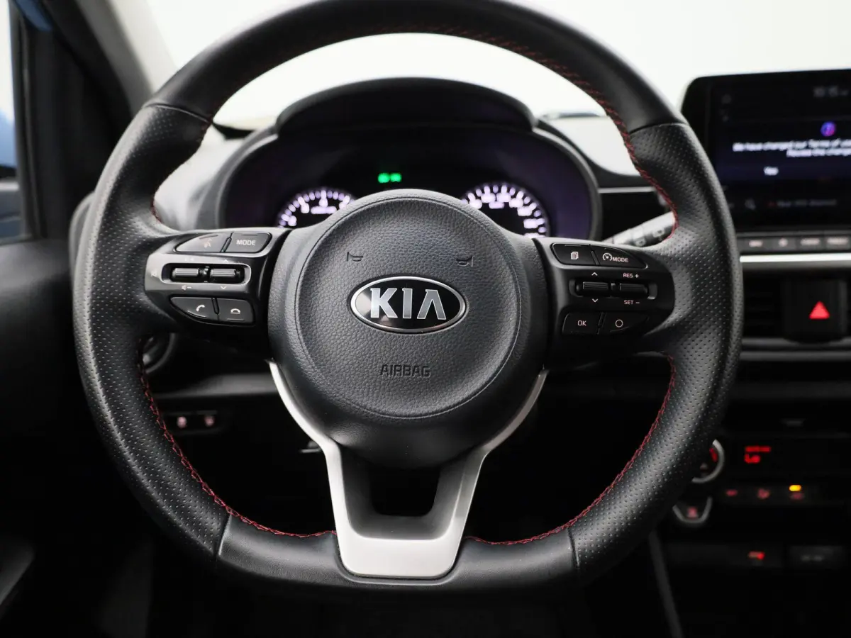 1.0 DPi GT-Line | Apple Carplay / Android Auto | Keyless | Lederen Bekleding | Camera | Privacy Glass | Apple Carplay / Android Auto |