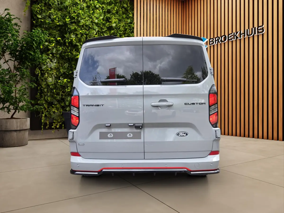 Dubbel Cab. Grey Platinum | Leer | Spoilerpakket | Striping | AGR | Zwarte Accenten | Excl. sierstrippen carrosseriezijde