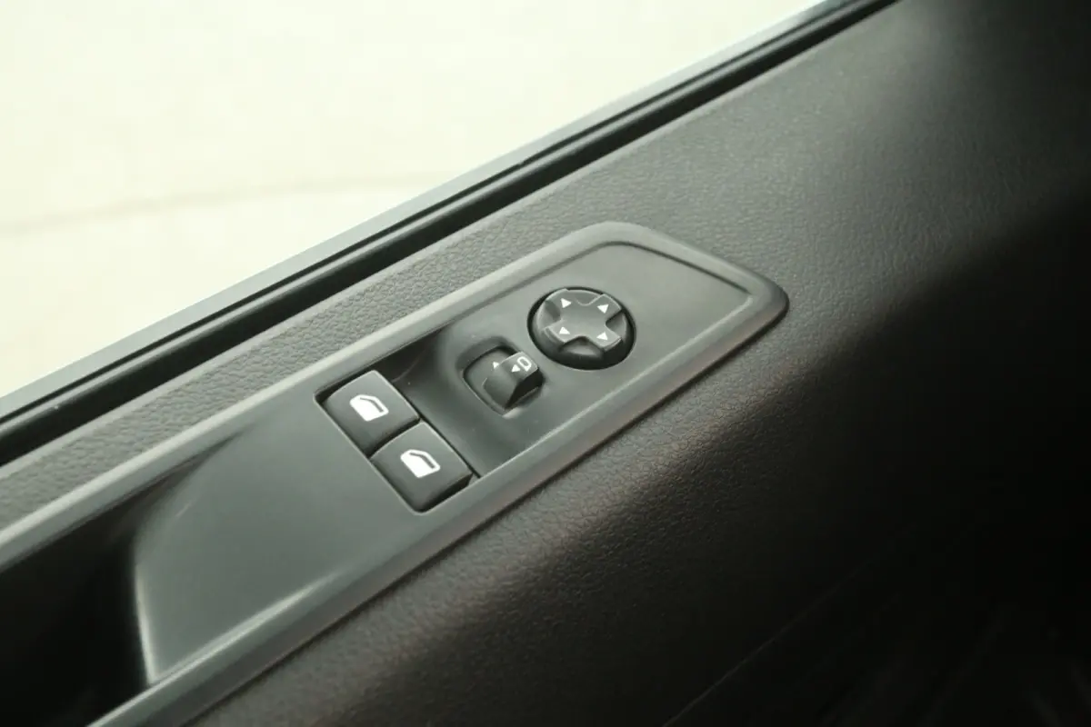 L2H1 75 kWh | Snelladen | SOH 96% | Airco | Cruise | Camera | Carplay | Navi | Trekhaak