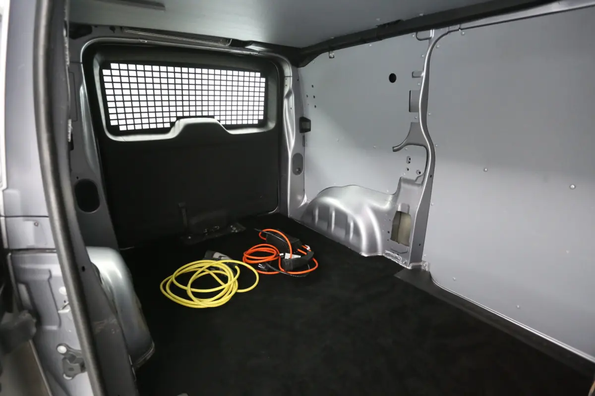L2H1 75 kWh | Snelladen | SOH 96% | Airco | Cruise | Camera | Carplay | Navi | Trekhaak