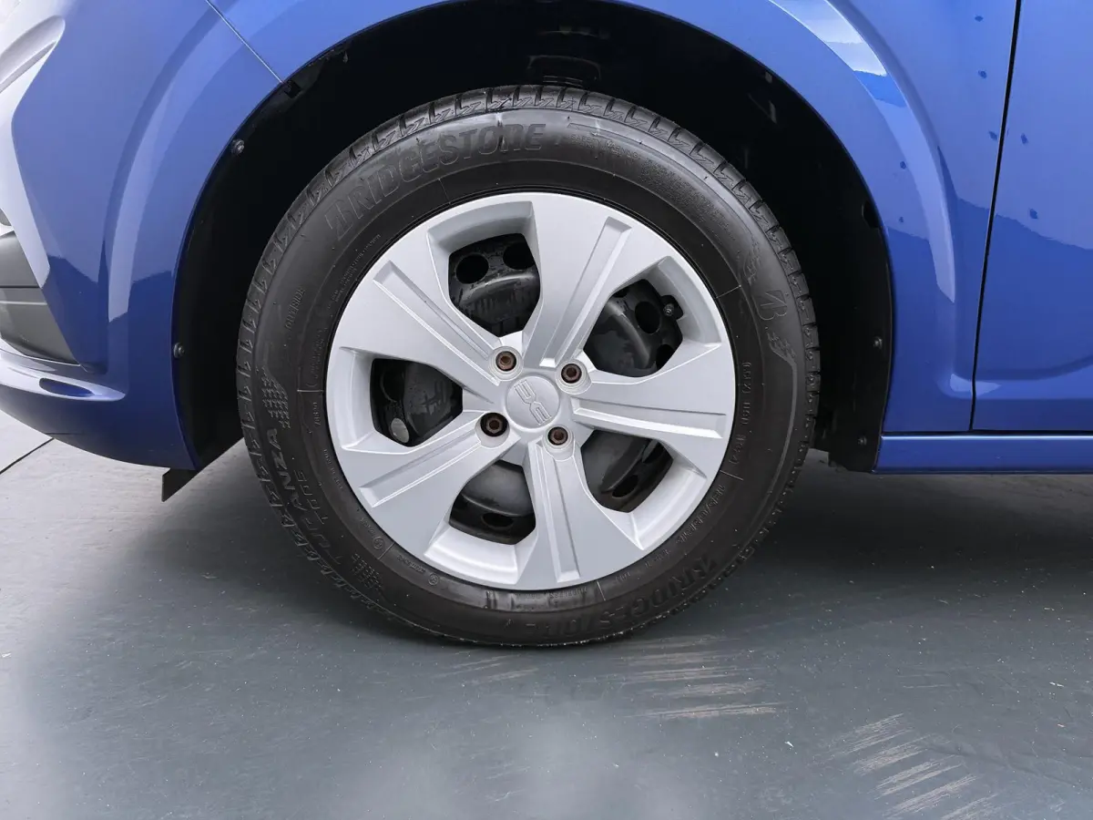 TCe 90 GPF Essential | Airco | Parkeersensoren |