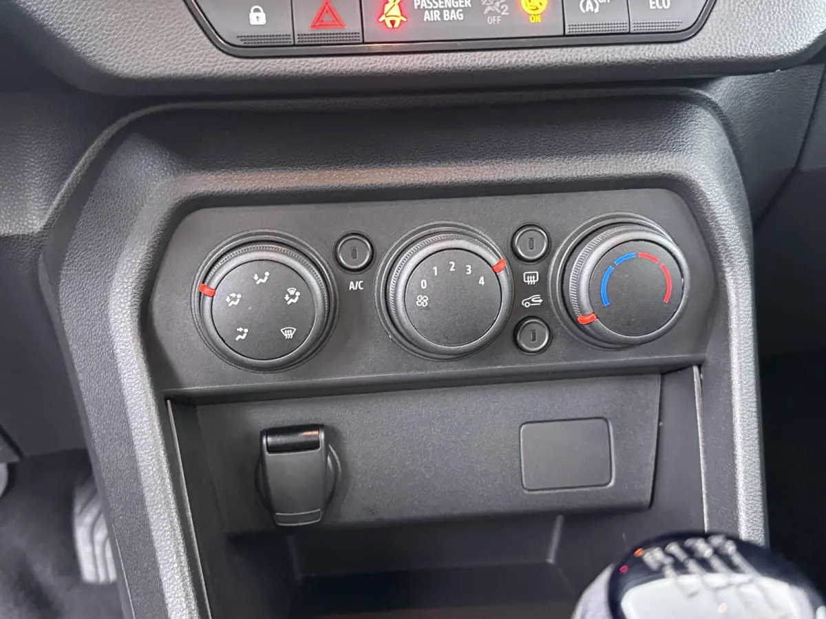 TCe 90 GPF Essential | Airco | Parkeersensoren |
