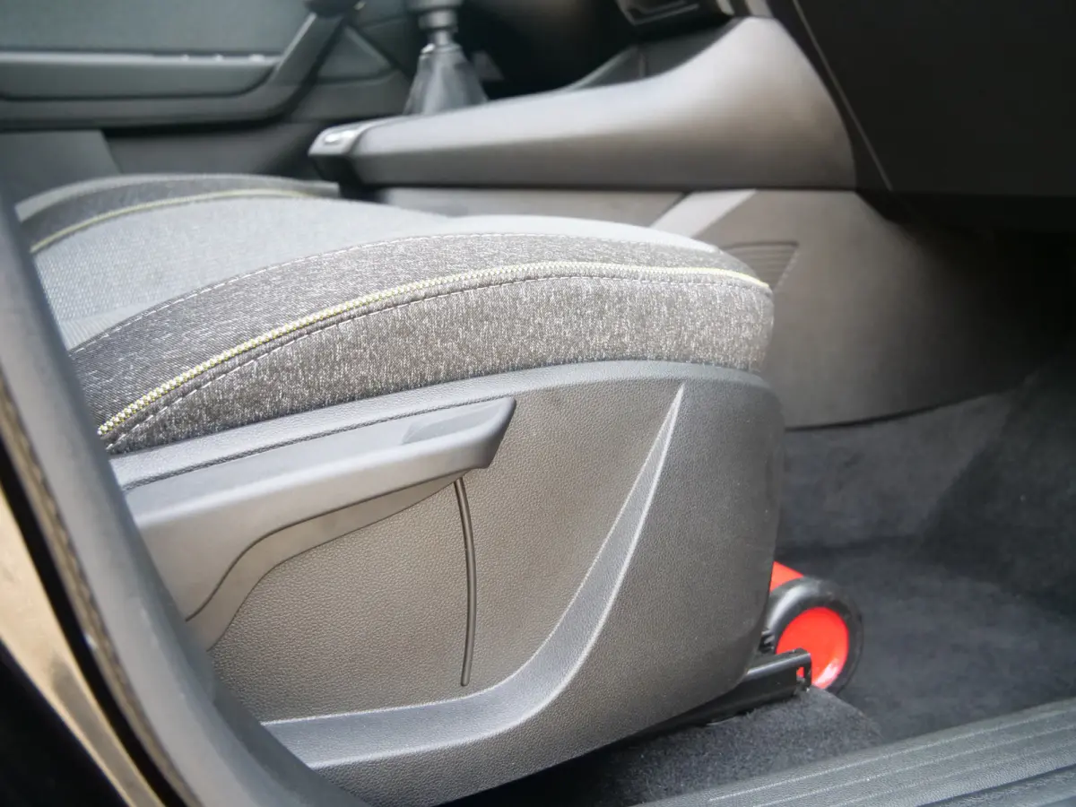 1.0 TCe 90 techno Navigatie / LED / Camera