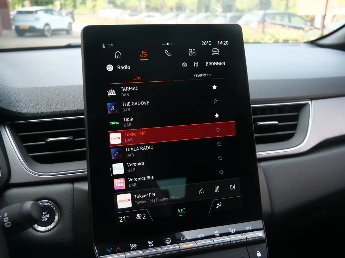 1.0 TCe 90 techno Navigatie / LED / Camera