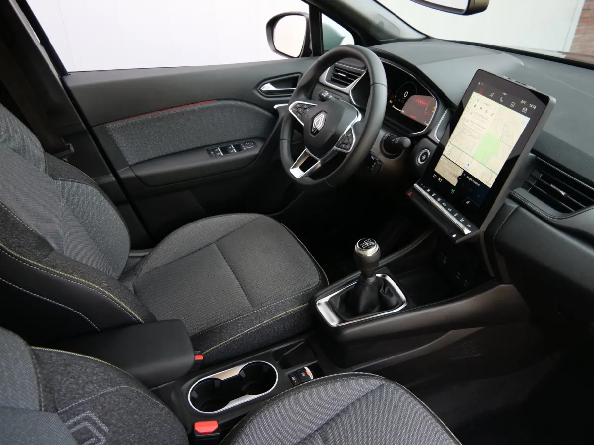 1.0 TCe 90 techno Navigatie / LED / Camera