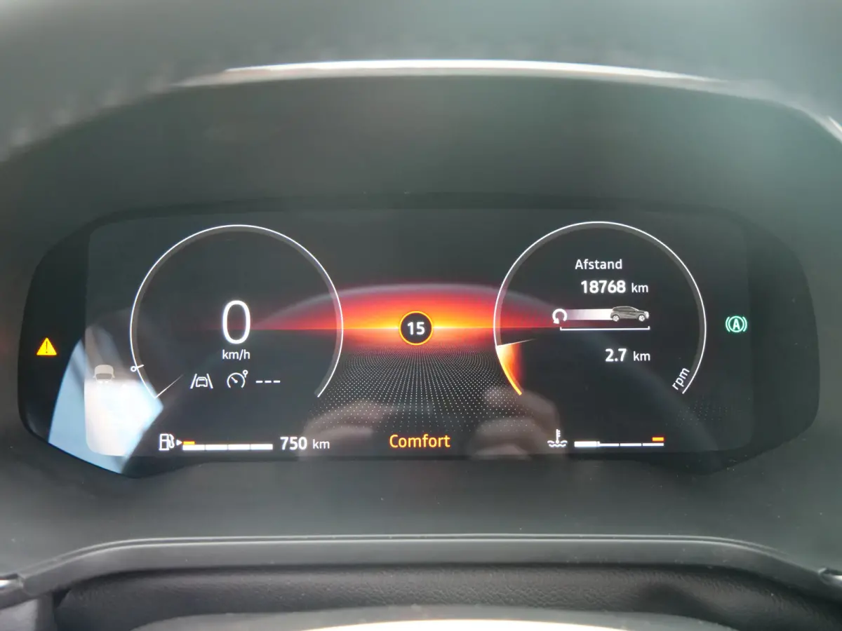 1.0 TCe 90 techno Navigatie / LED / Camera