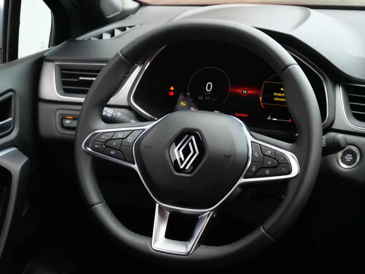 1.0 TCe 90 techno Navigatie / LED / Camera