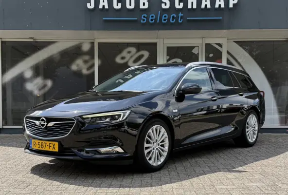 1.5 Turbo Business / Automaat / Trekhaak(1.405KG) / Keyless / Elek. A. Klep /
