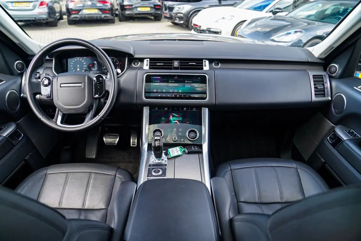 2.0 P400e Autobiography Dynamic | Panorama | Trekhaak | 360 cam | Stoelkoeling | Meridian |