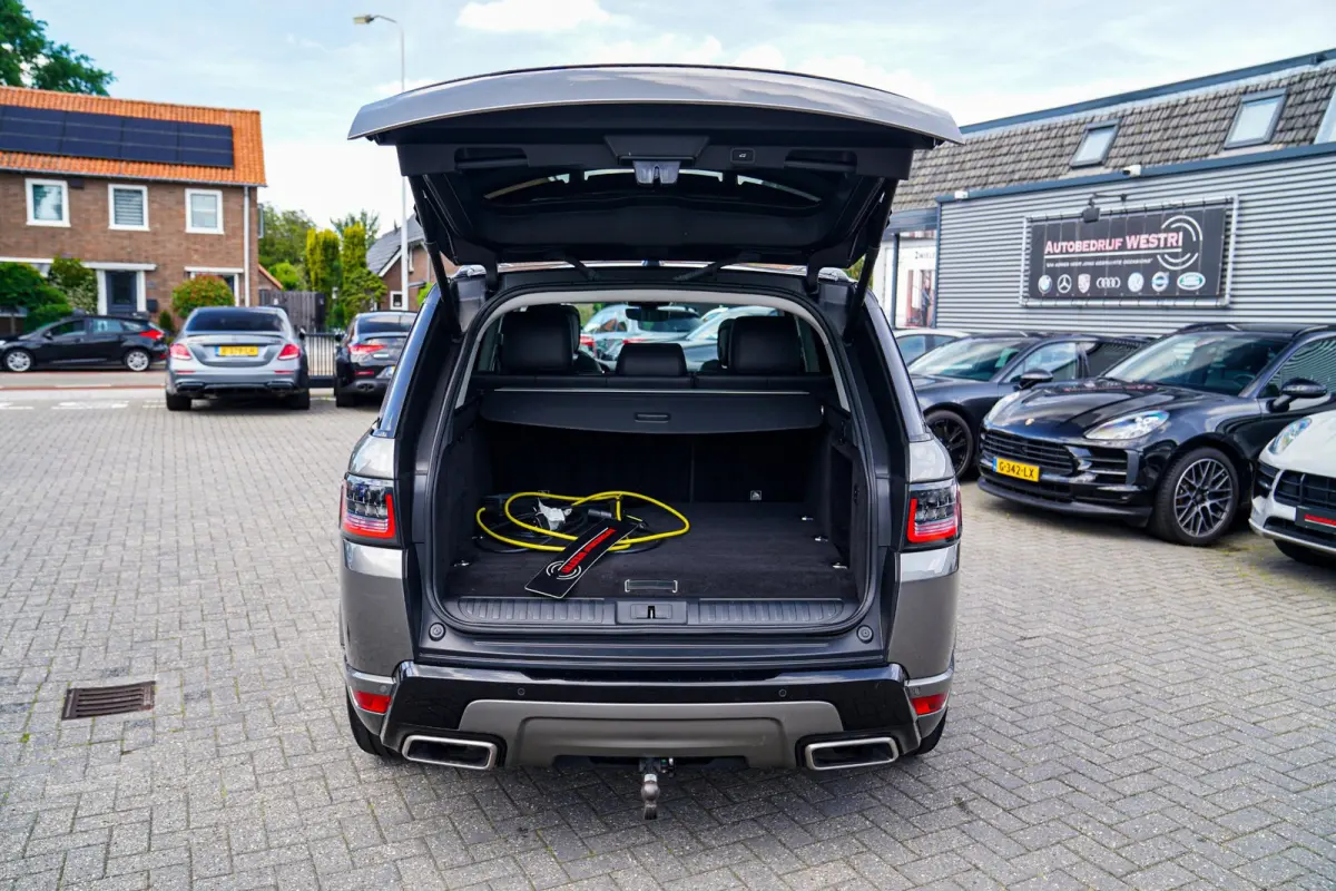 2.0 P400e Autobiography Dynamic | Panorama | Trekhaak | 360 cam | Stoelkoeling | Meridian |