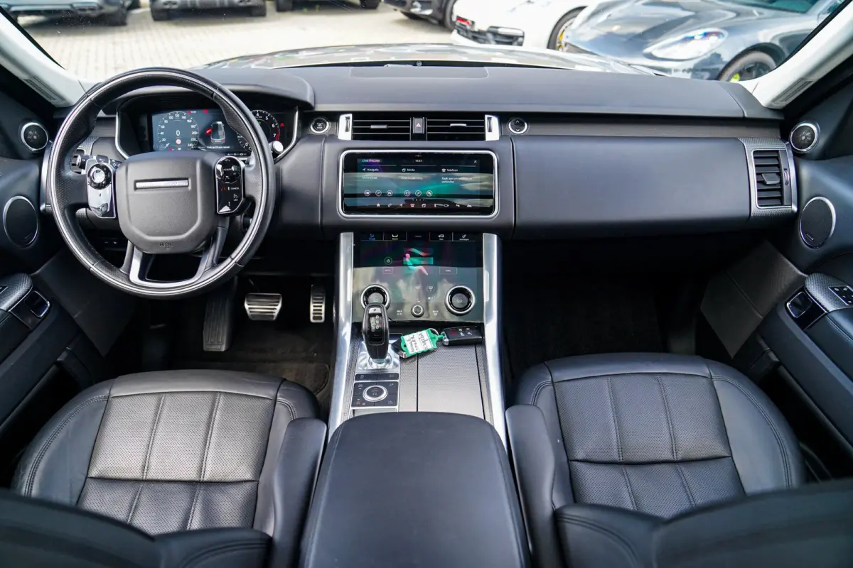 2.0 P400e Autobiography Dynamic | Panorama | Trekhaak | 360 cam | Stoelkoeling | Meridian |