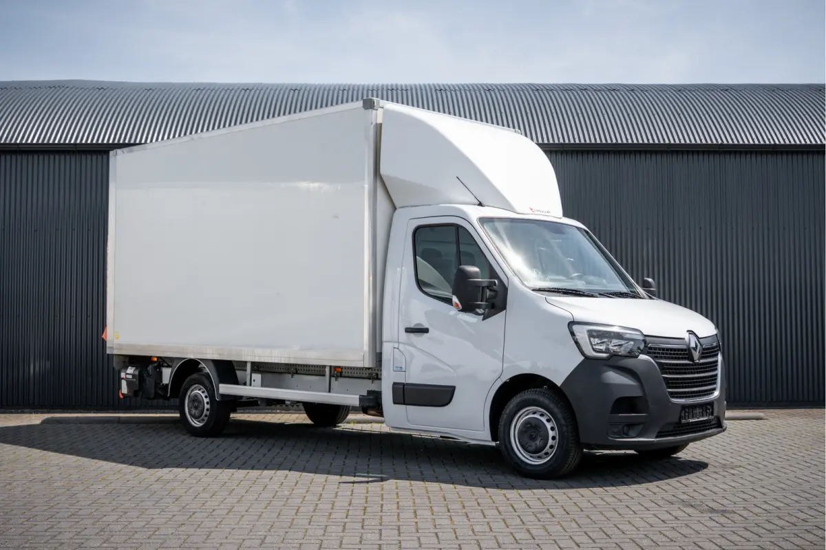 2.3dCi | Bakwagen met Laadklep | LED | Carplay | Camera | Cruise