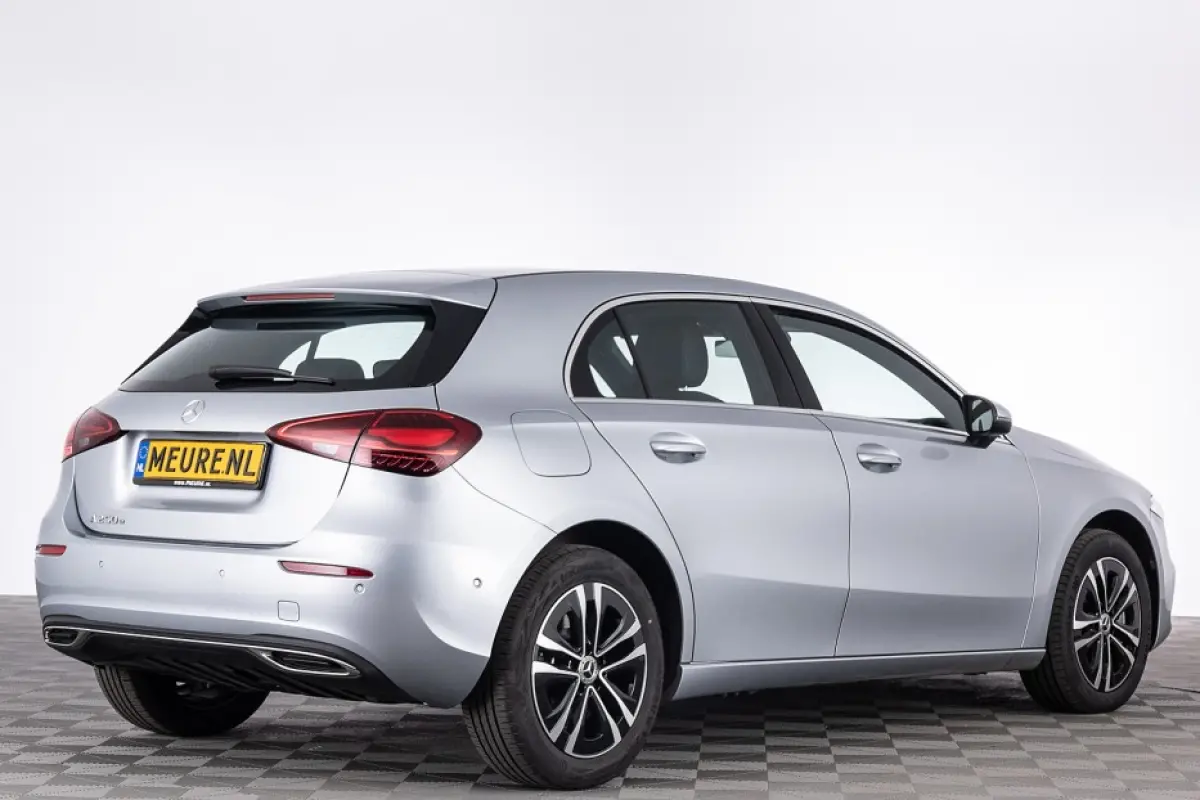 250 e Business Line | Full LED | Half LEDER | NAVI | PHEV !