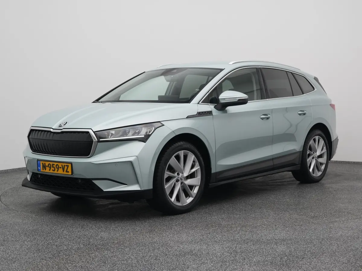 60 | CAMERA | KEYLESS | STOEL- EN STUURVERW.