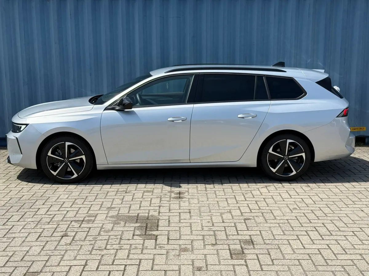 1.2 Turbo Hybrid Business Edition Trekhaak afneembaar | Keyless | Achteruitrij camera | Adeptieve cruise control | Stoelverwarming | AGR Comfort stoelen | Apple carplay & Android auto
