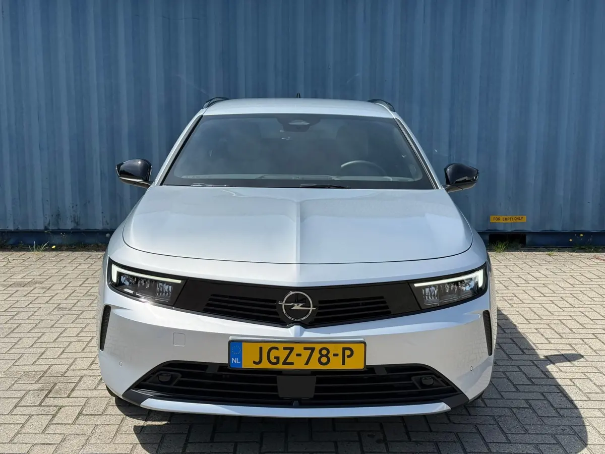 1.2 Turbo Hybrid Business Edition Trekhaak afneembaar | Keyless | Achteruitrij camera | Adeptieve cruise control | Stoelverwarming | AGR Comfort stoelen | Apple carplay & Android auto