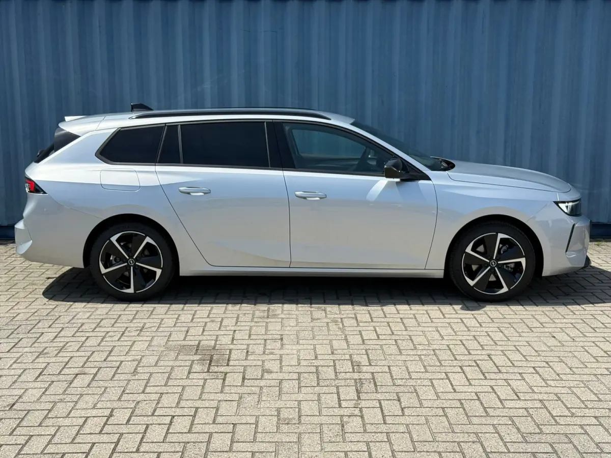 1.2 Turbo Hybrid Business Edition Trekhaak afneembaar | Keyless | Achteruitrij camera | Adeptieve cruise control | Stoelverwarming | AGR Comfort stoelen | Apple carplay & Android auto