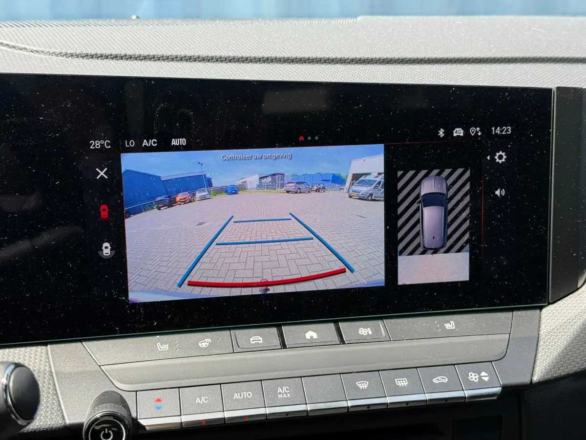 1.2 Turbo Hybrid Business Edition Trekhaak afneembaar | Keyless | Achteruitrij camera | Adeptieve cruise control | Stoelverwarming | AGR Comfort stoelen | Apple carplay & Android auto