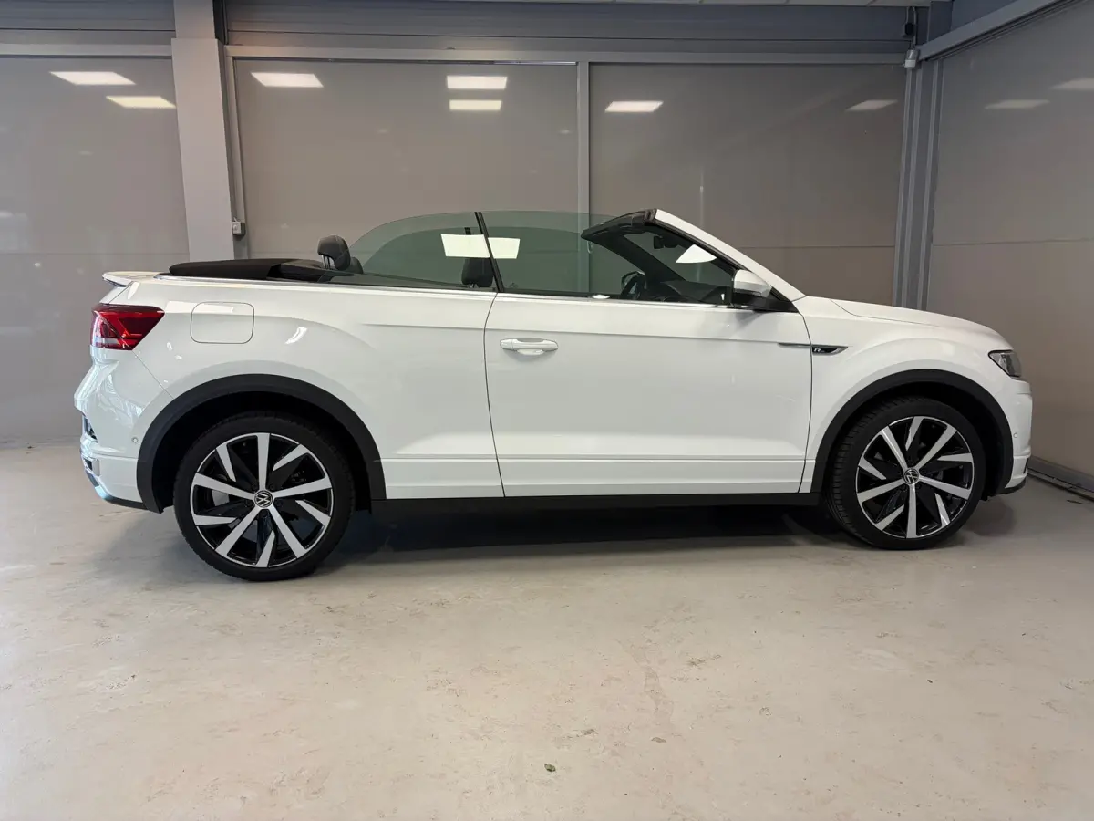 R-Line 1.5TSi DSG | Navigatie | Camera | 19" BI-color velgen | 2x R-line |
