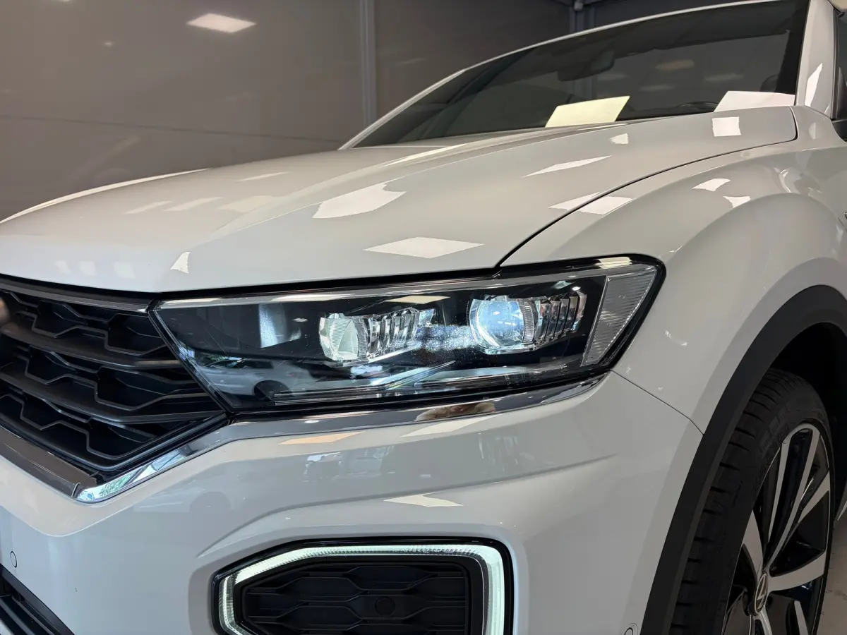 R-Line 1.5TSi DSG | Navigatie | Camera | 19" BI-color velgen | 2x R-line |