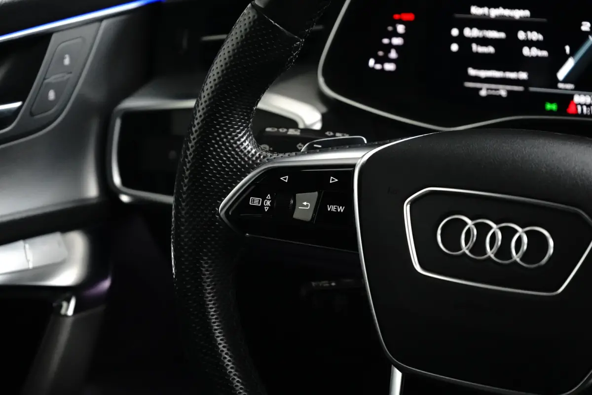 S6 TDI quattro 350pk V6 | Dealer onderhouden | Trekhaak uitklapbaar | 21 inch | Elektrische achterklep | Elektrische verstelbare voorstoelen | Luchtvering en automatische niveauregeling