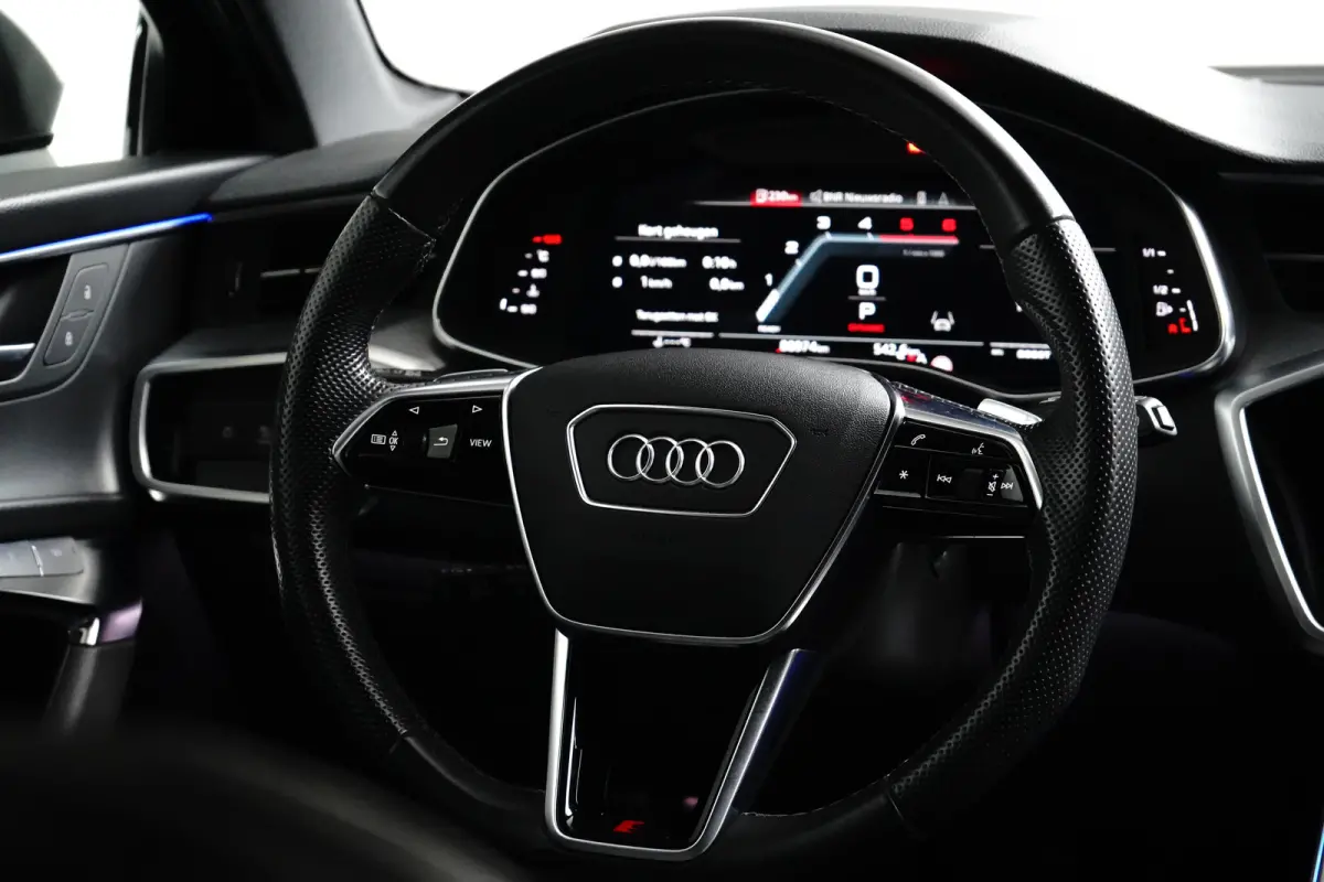 S6 TDI quattro 350pk V6 | Dealer onderhouden | Trekhaak uitklapbaar | 21 inch | Elektrische achterklep | Elektrische verstelbare voorstoelen | Luchtvering en automatische niveauregeling